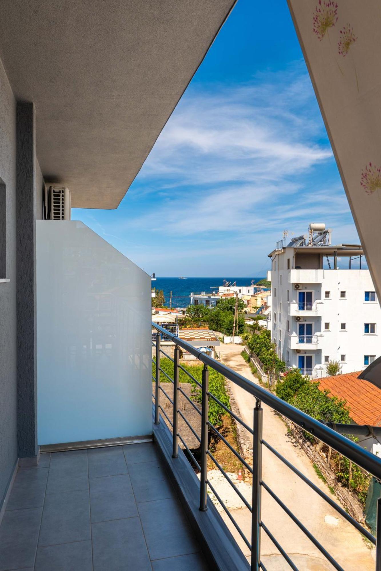 Apartments Mario Ksamil Luaran gambar