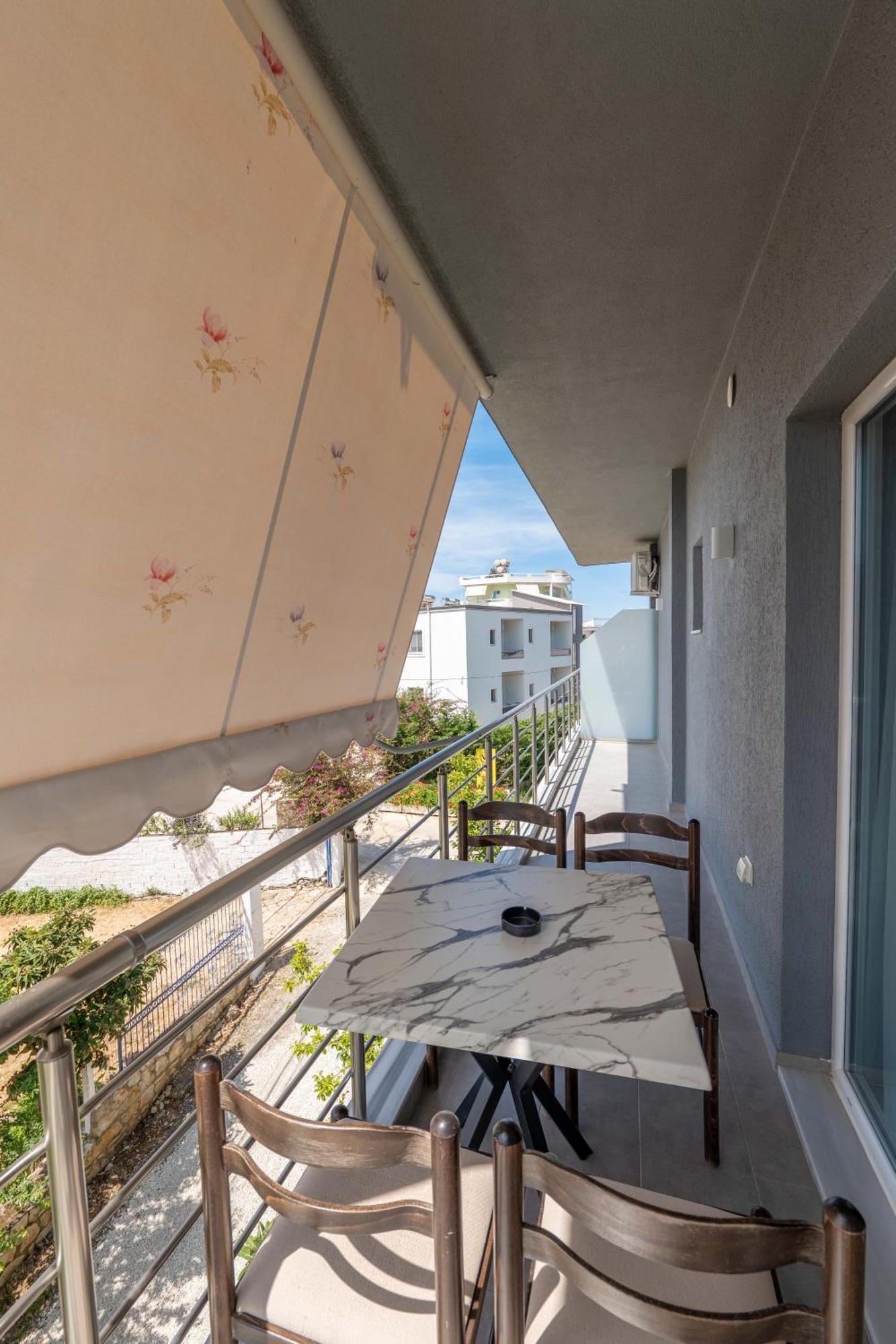 Apartments Mario Ksamil Luaran gambar