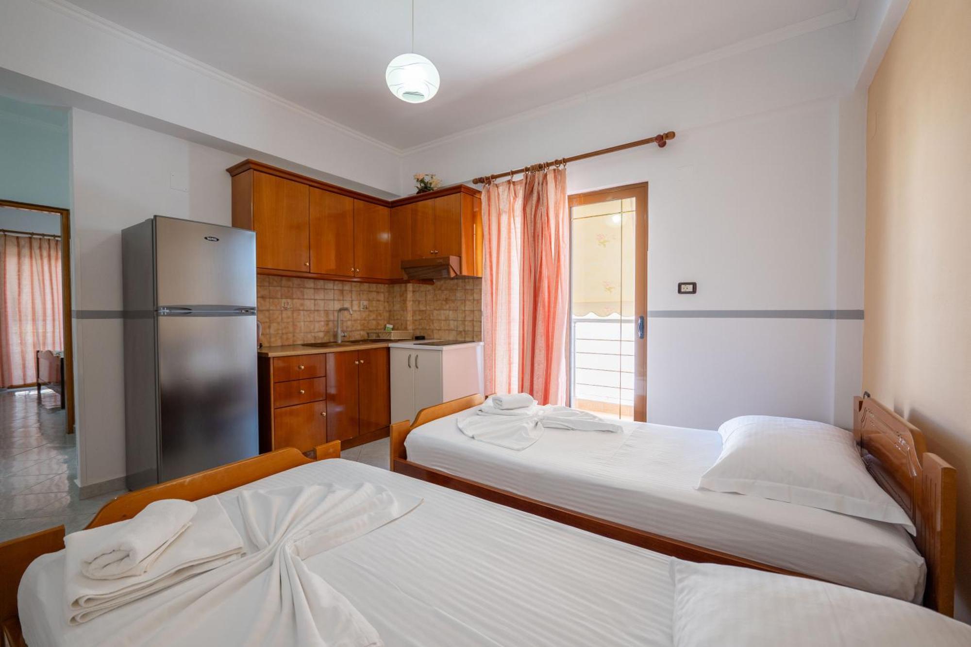 Apartments Mario Ksamil Luaran gambar