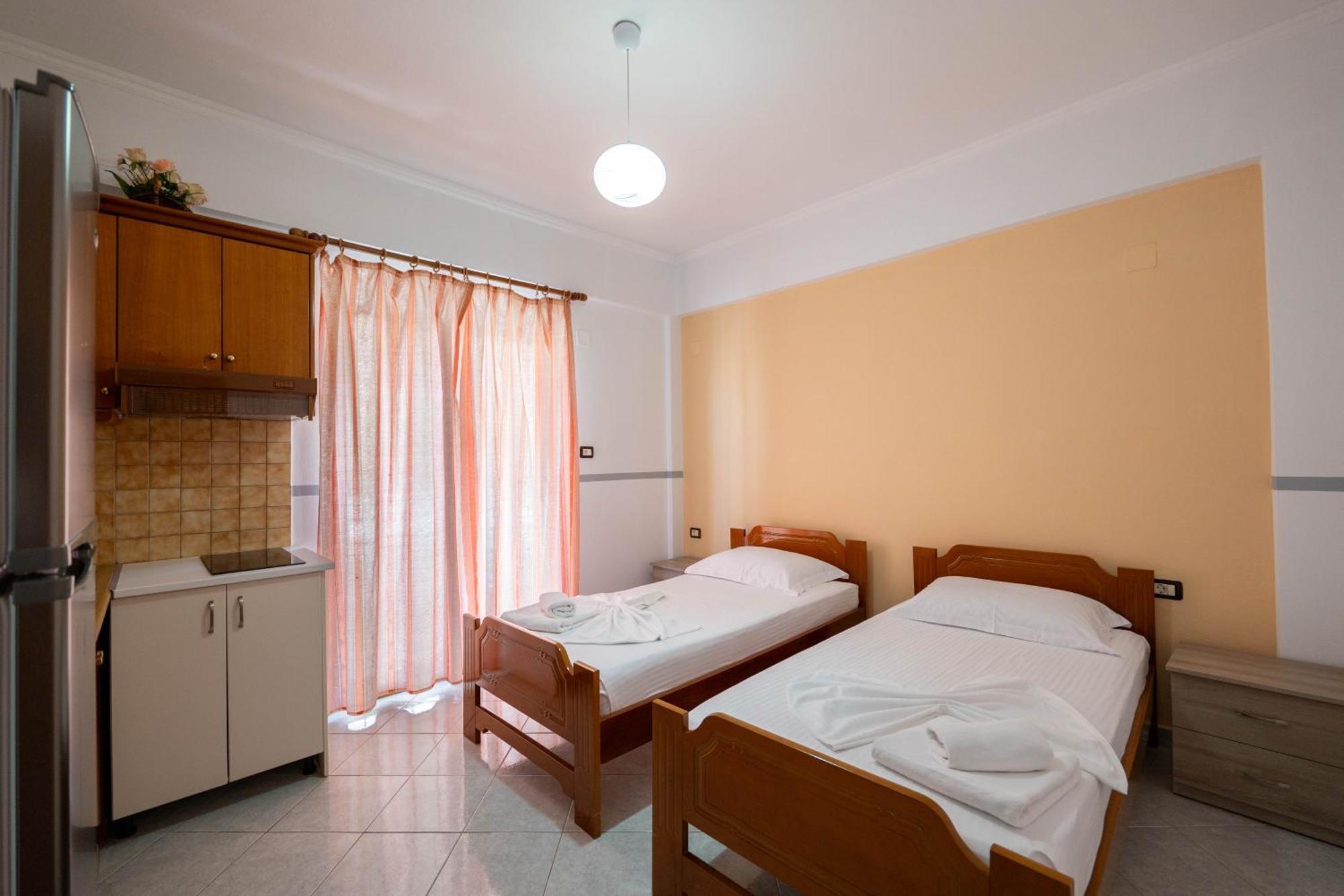 Apartments Mario Ksamil Luaran gambar